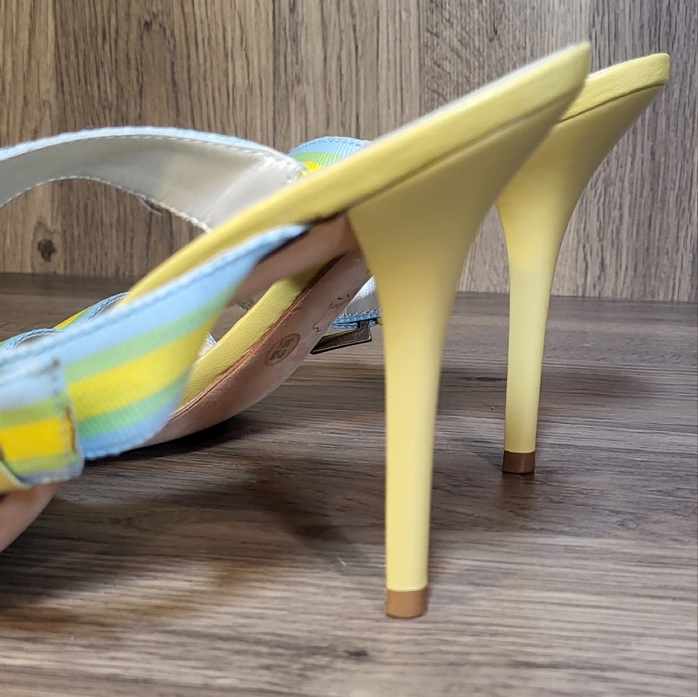 BCBGirls Bizarre Women's 8.5 Summer Stripes slip on Buckle sandal Heels Leather - Picture 7 of 13